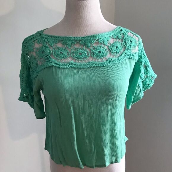 New Staring at Stars Green Crochet Top Sz S - Picture 2 of 7